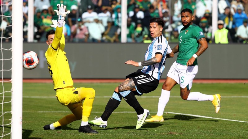 Argentina được đánh giá cao hơn Bolivia